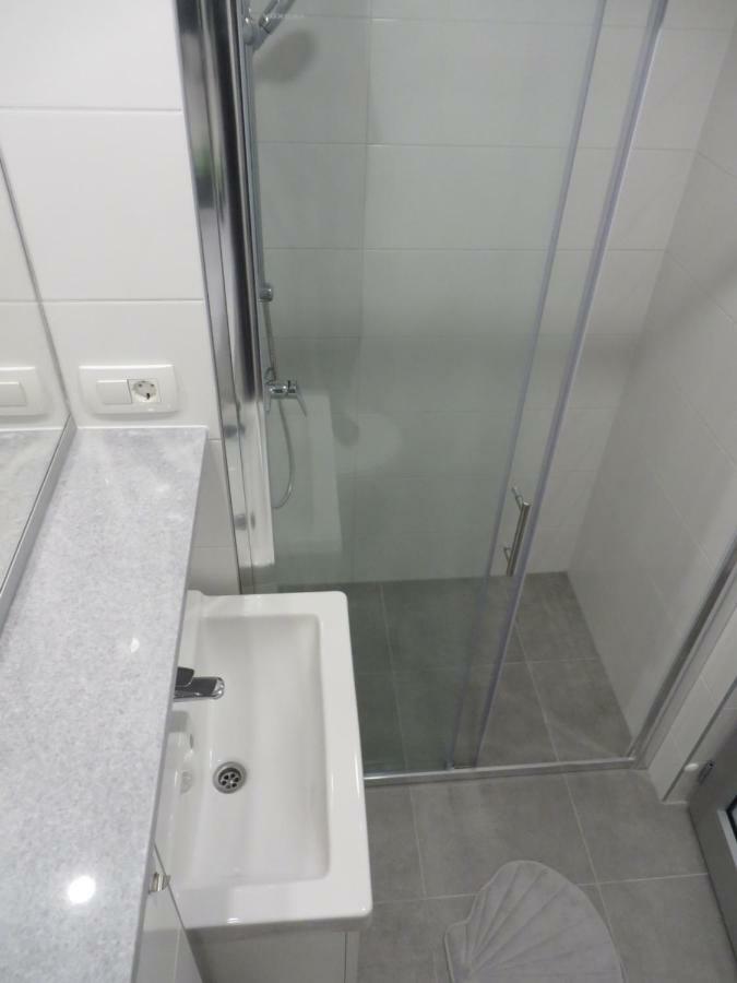 Apartmani Raos ดูกีรัท ภายนอก รูปภาพ