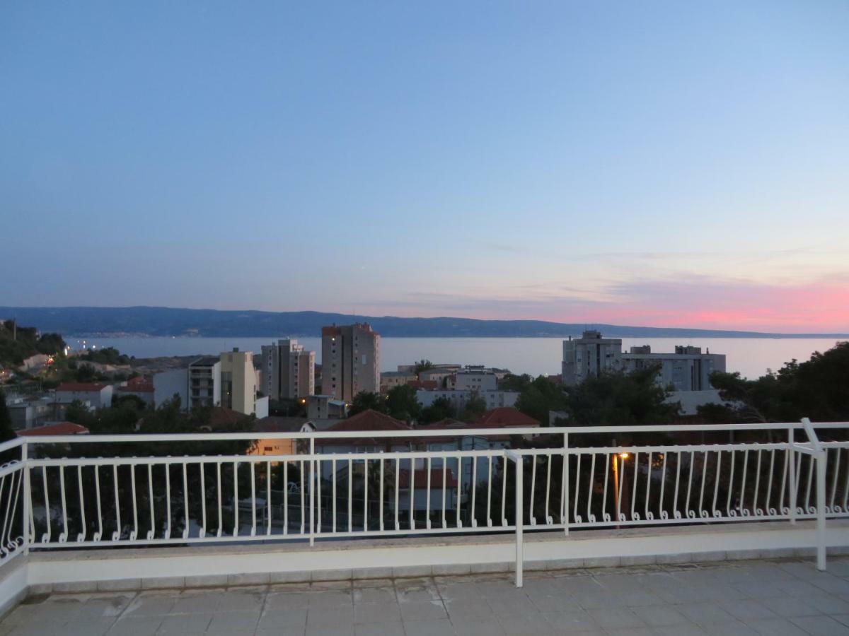 Apartmani Raos ดูกีรัท ภายนอก รูปภาพ